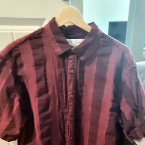 Red striped short sleeve shirt